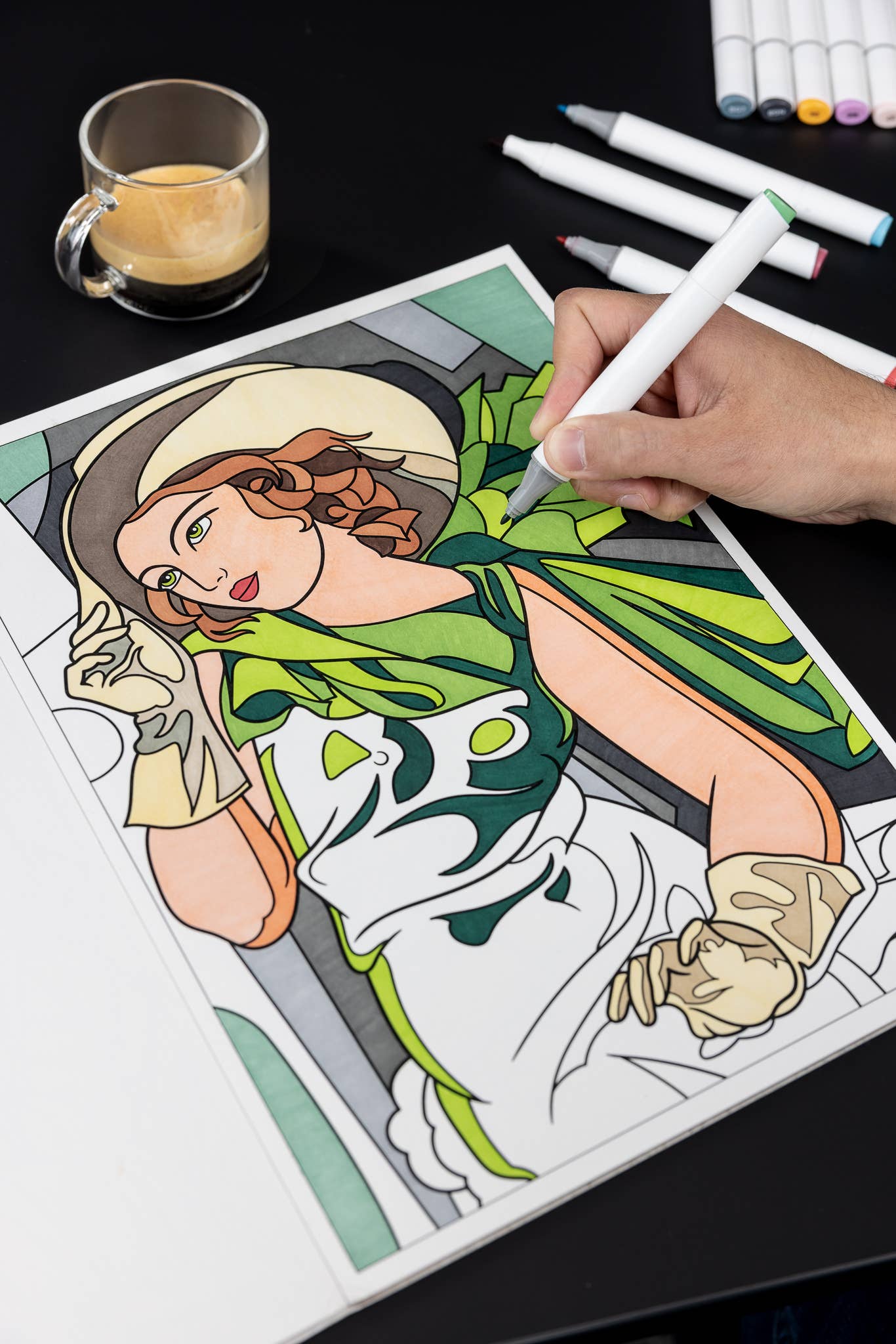 Women in art - Coloring book